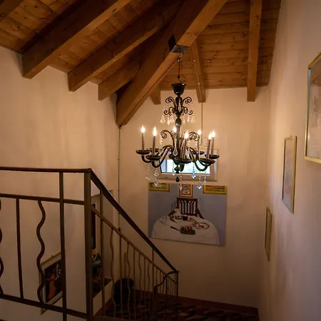 Bed & Breakfast La Familia *