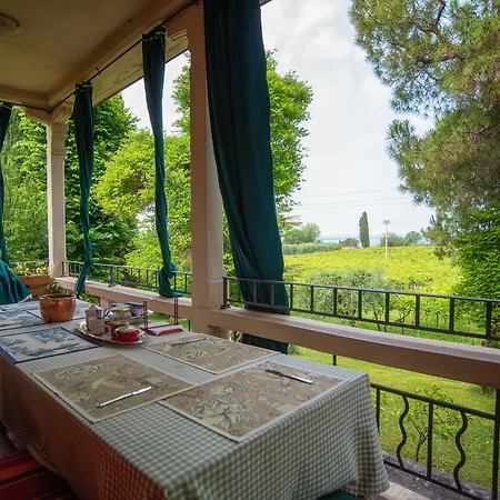 Bed & Breakfast La Familia