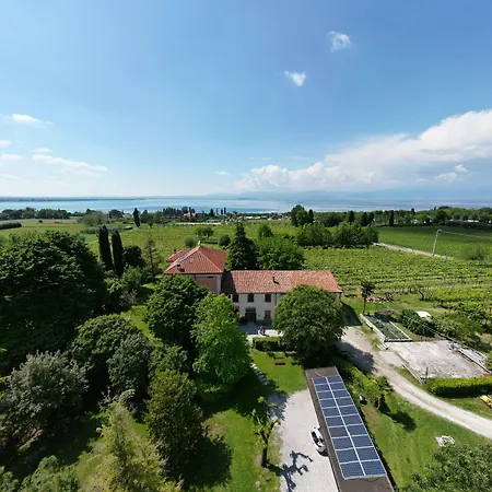 La Familia فندق مبيت وإفطار *