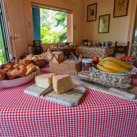 Bed & Breakfast La Familia