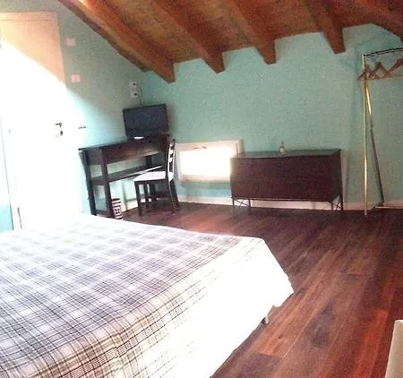 La Familia Bed & Breakfast